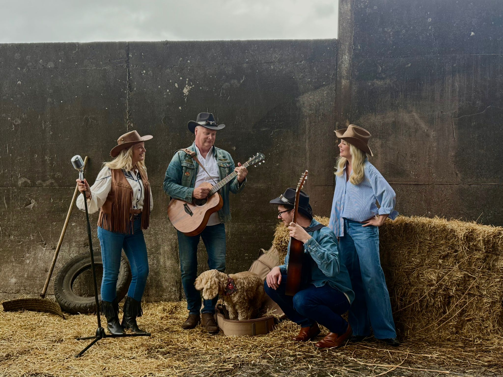 The Country Club - Acoustic Country Trio from Lancashire